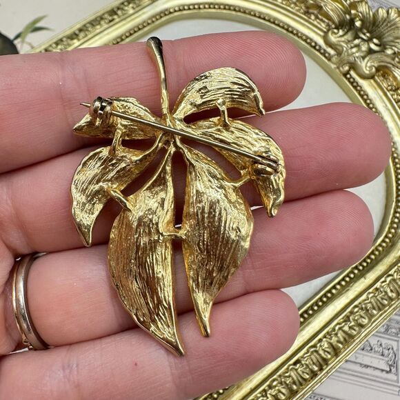 Vintage Palm Leaf Gold Tone Brooch Pin - Picture 2 of 2